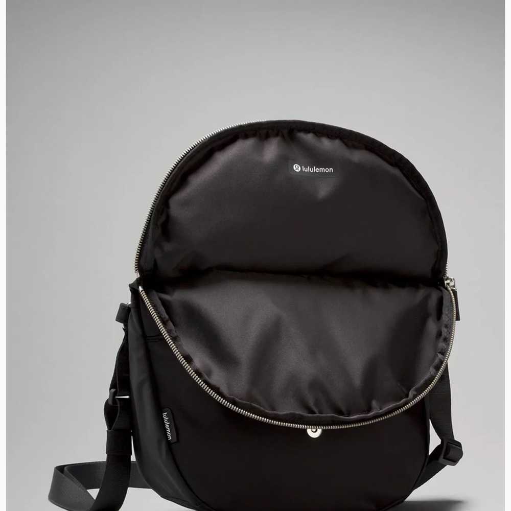 Lululemon all night festival bag